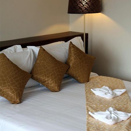 Hiran Residence Patong Bagian luar foto