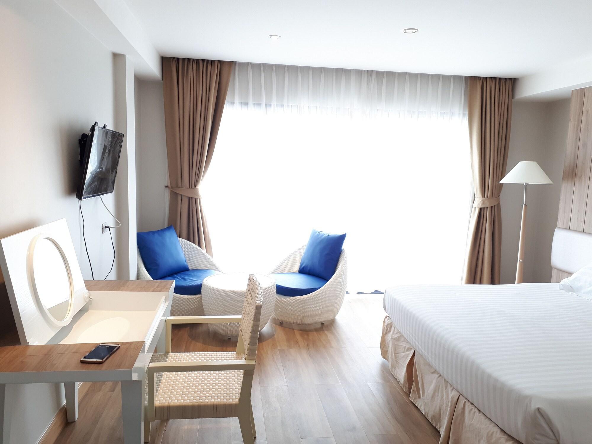 Hiran Residence Patong Bagian luar foto