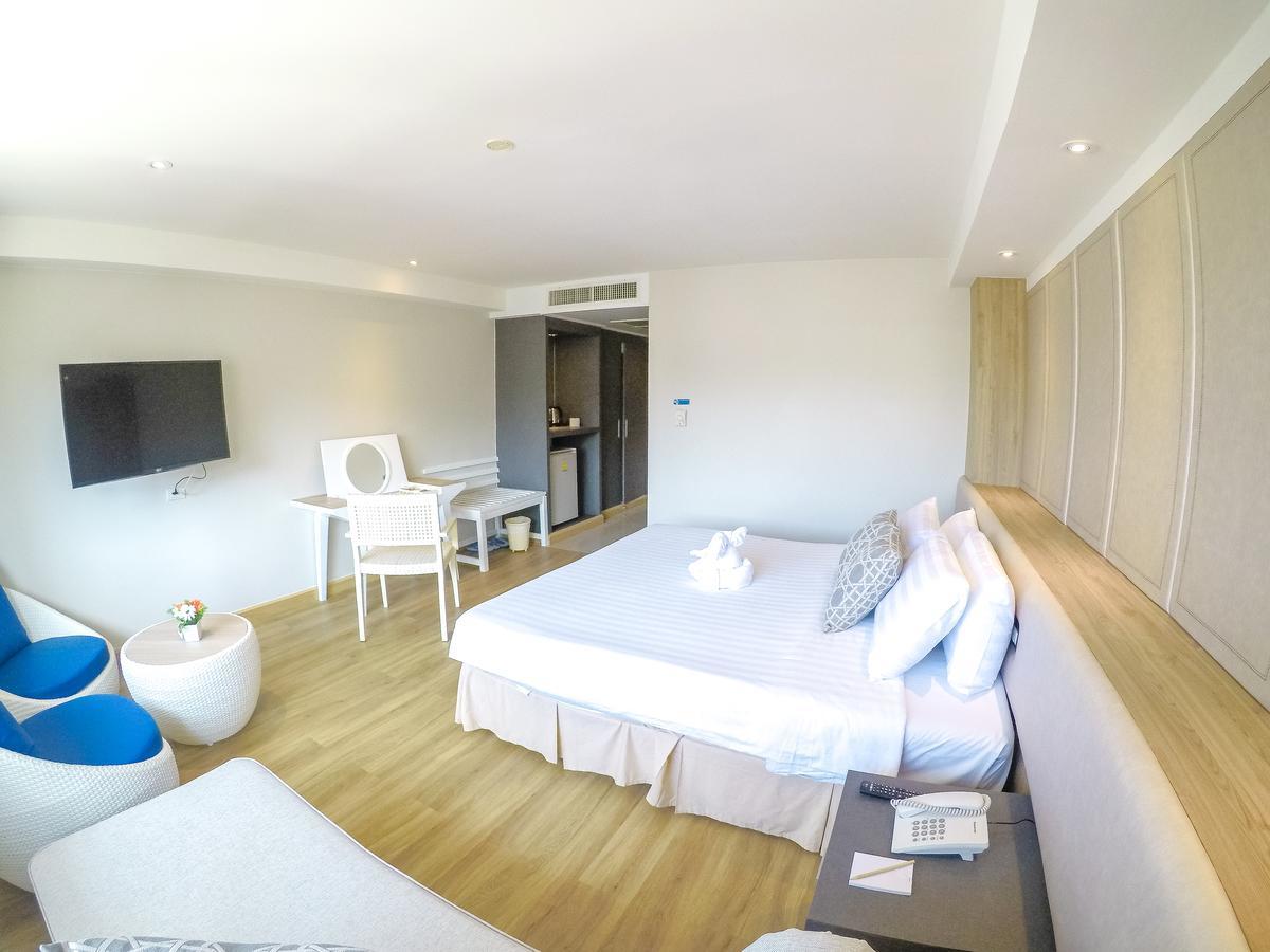 Hiran Residence Patong Bagian luar foto