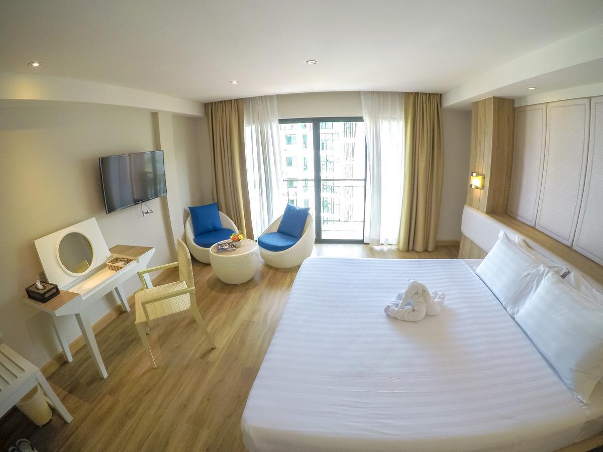 Hiran Residence Patong Bagian luar foto